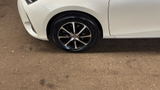 Toyota Yaris 1.5 Hybrid Icon Tech 5dr CVT Hybrid Hatchback